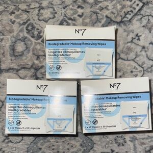 No7 Biodegradable Makeup Removing Wipes |three3️⃣